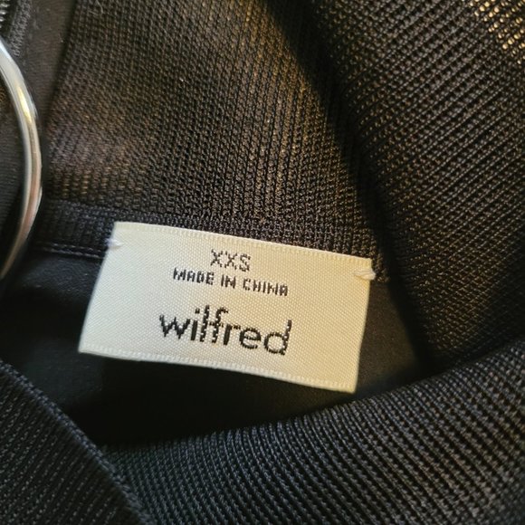 Aritzia Wilfred Apollini Blouse in black - Picture 6 of 7